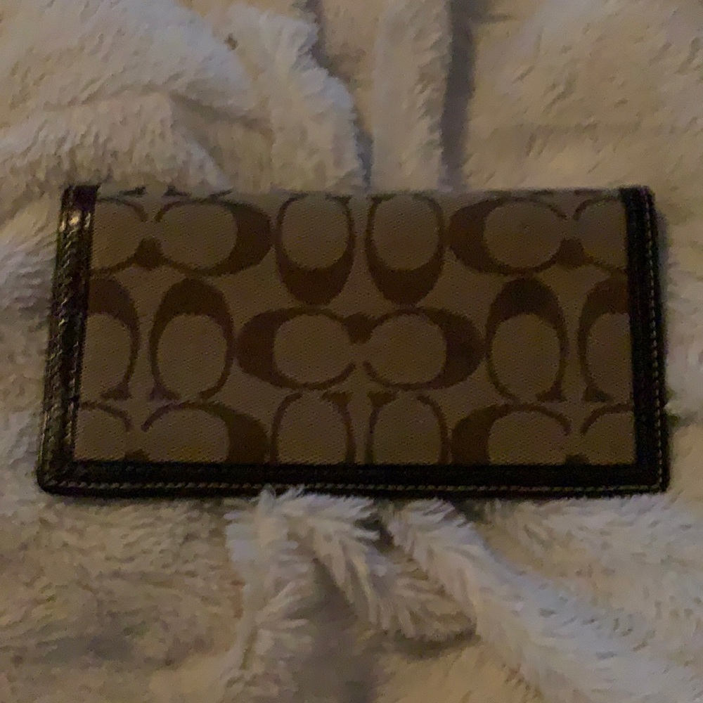 Coach brand checkbook cover. Like new.
